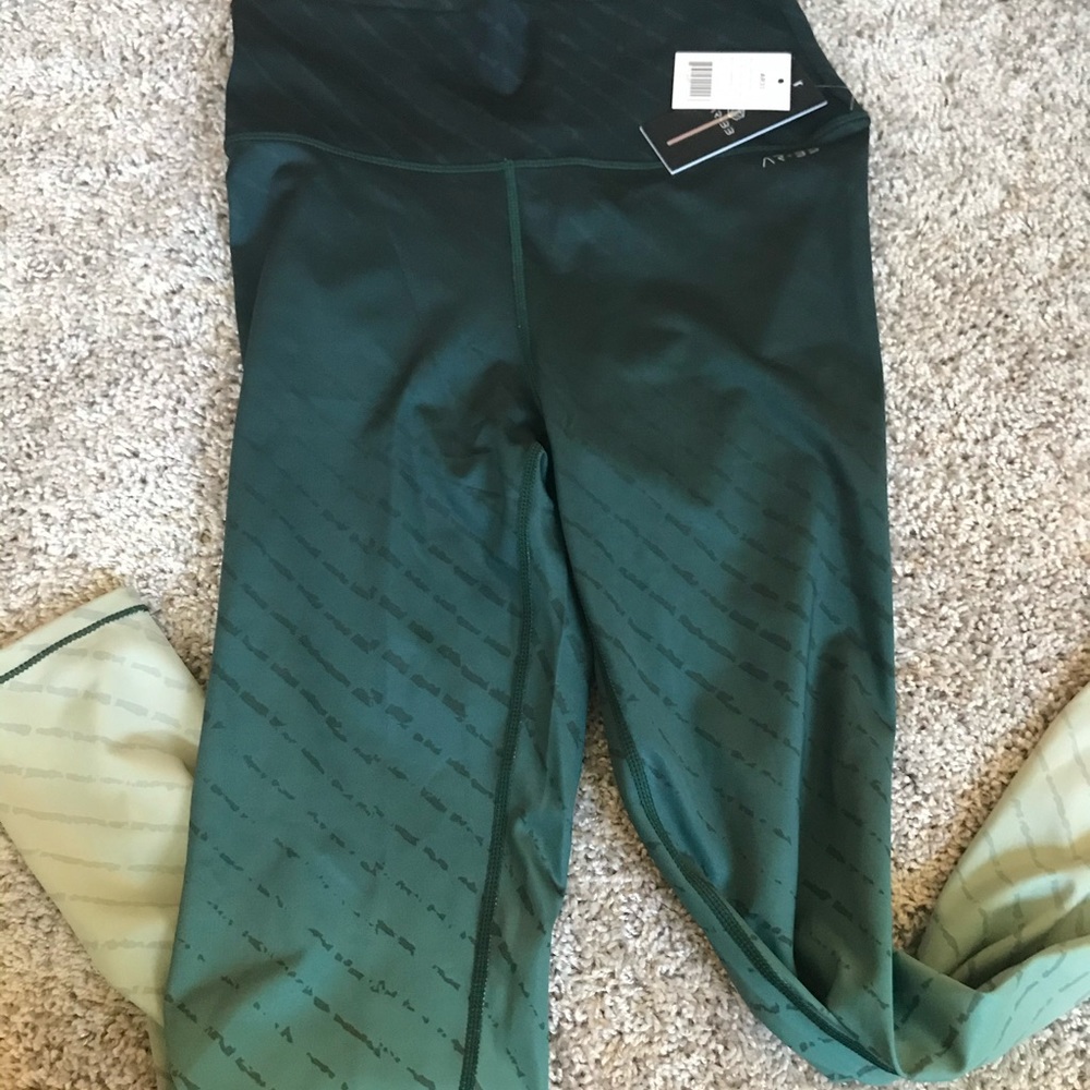 Workout Leggings/Yoga Pants
